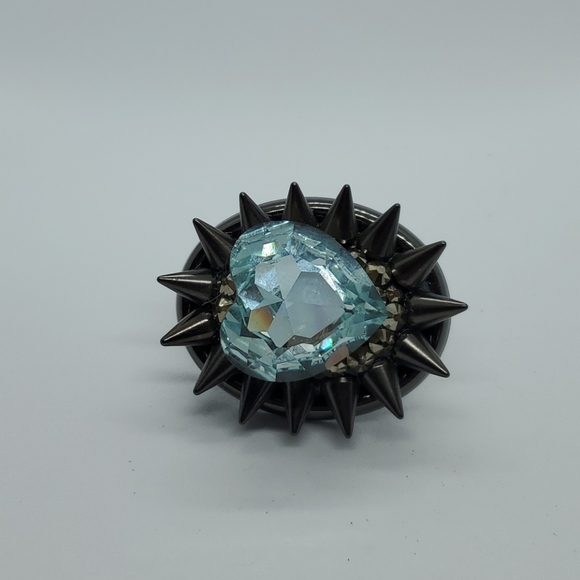 Gasoline GLAMOUR SWAROVSKI crystal spike ring